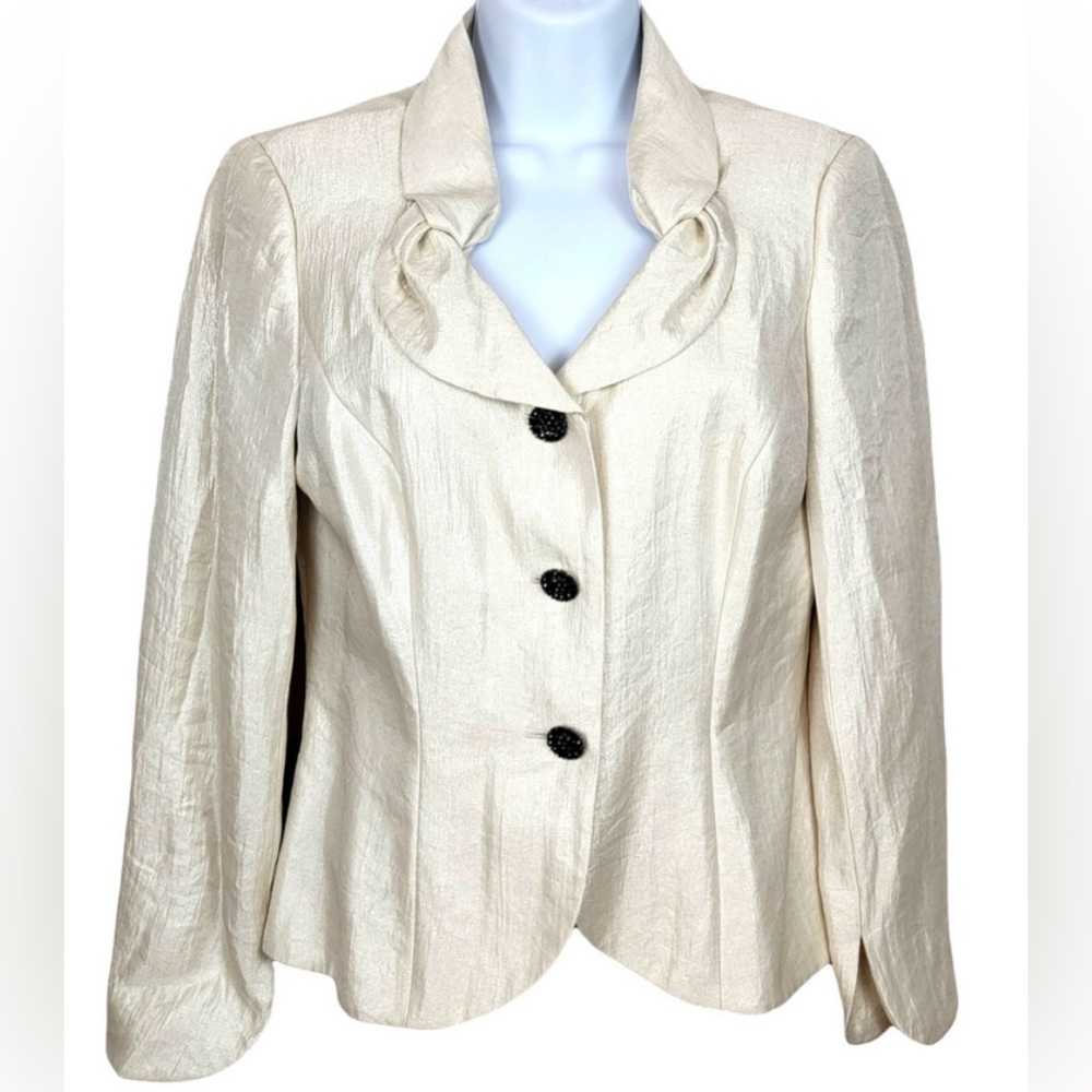 Victor Costa Button Front Blazer in Winter White Tucked Drape Lapel Rounded Cuff